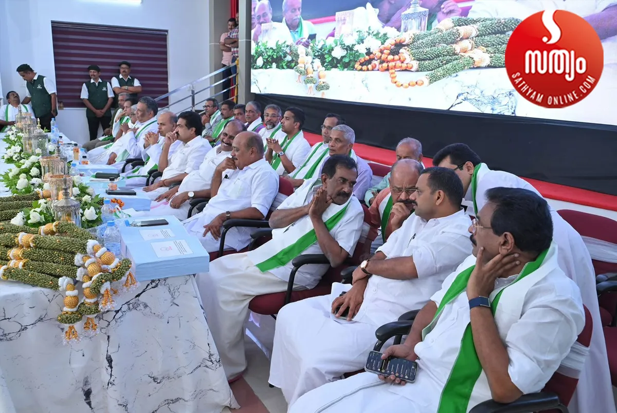 infam viduthal sandhya-3