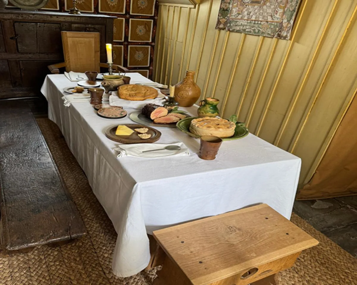 william sheksperes dining room