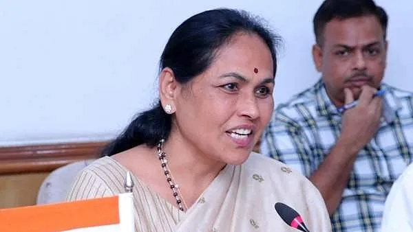 തമിഴ്‌നാട്ടുകാര്‍ ബംഗളൂരുവില്‍ സ്‌ഫോടനങ്ങള്‍ നടത്തുന്നു'; മാപ്പ് പറഞ്ഞ് ശോഭ  കരന്തലജെ, കേരളത്തിനെതിരായ പരാമര്‍ശം പിന്‍വലിച്ചില്ല