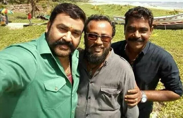 Velipadinte Pusthakam: 5 reasons why this Lal Jose film could be another  blockbuster for Mohanlal | Catch News