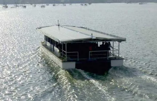solar boat