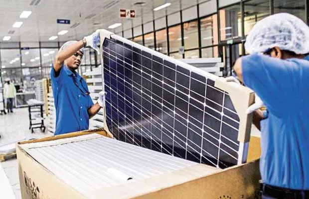 Chinese solar equipment maker major