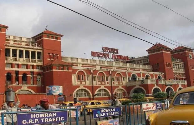 Rooftop Solar Power on Kolkata Howrah Railway Station