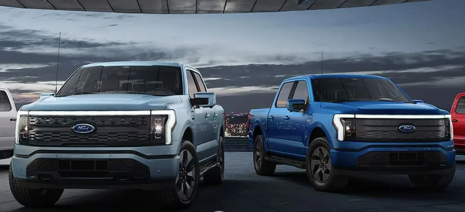 Ford F-150 Lightning Pick Up