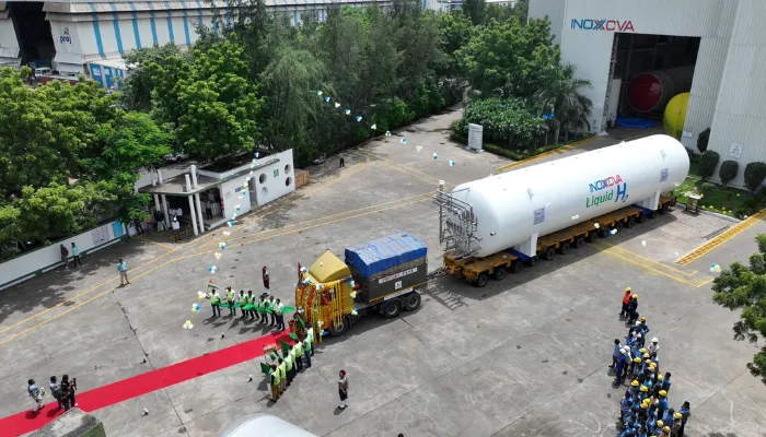 Largest Liquid Hydrogen Tank 
