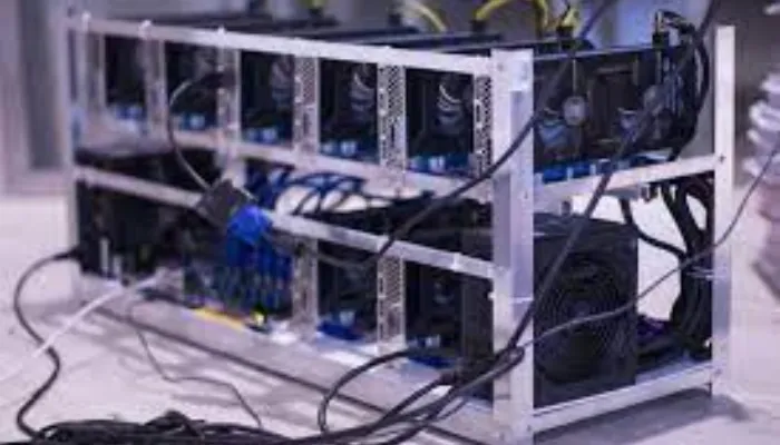 World 1st Solar-Electric Crypto Mining Rigs