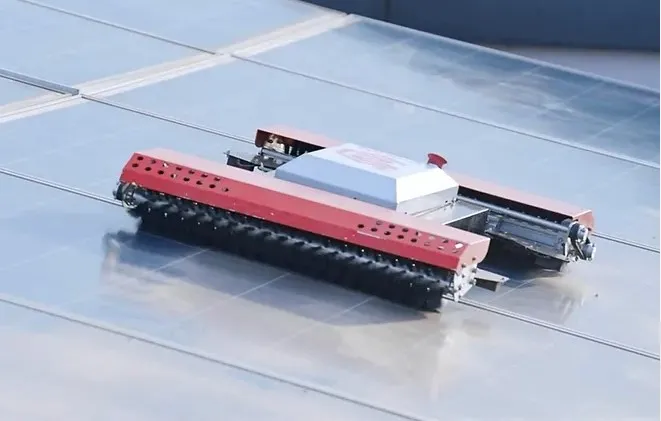 solar cleaning technology 