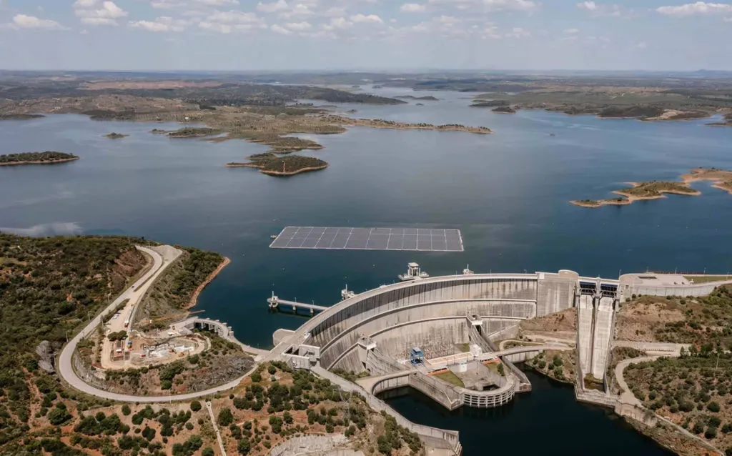 EDP’s floating solar plant in Alqueva (Courtesy of EDP)