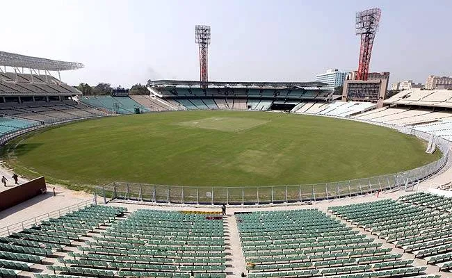 दुनिया का तीसरा सबसे बड़ा स्टेडियम है ईडन गार्डन्स - eden gardens kolkata -  AajTak