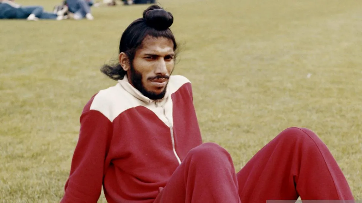 मिल्खा का संघर्ष... जब पुरानी दिल्ली रेलवे स्टेशन के बाहर जूते पॉलिश किए -  Milkha Singh's story of struggle and strength tspo - AajTak