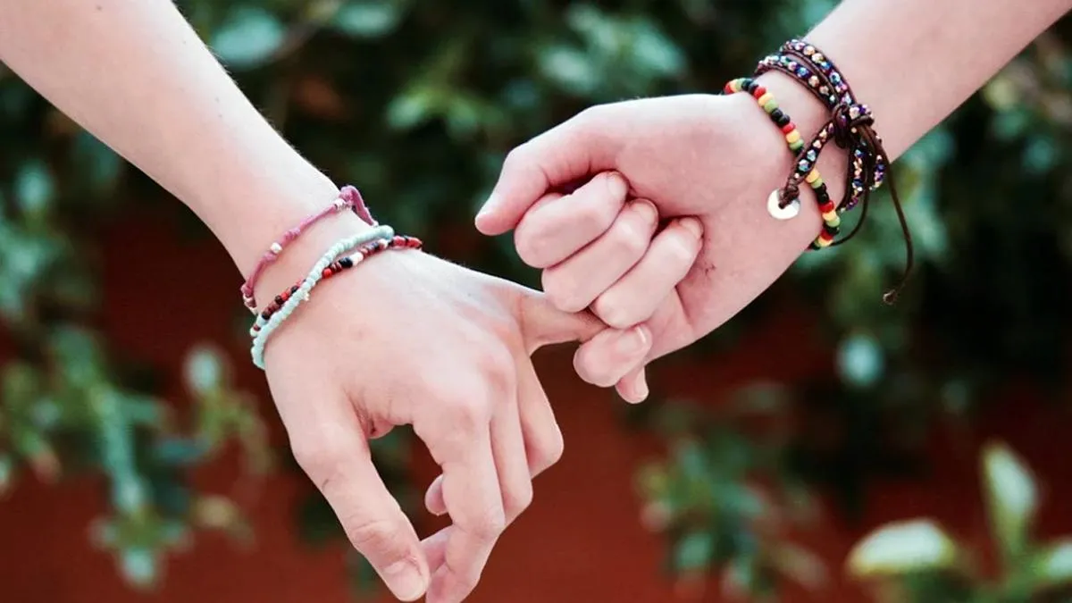 Friendship Day: आज है फ्रेंडशिप डे, जानें क्यों मनाया जाता है दोस्ती का ये  त्योहार - friendship day celebrating history significance tlif - AajTak