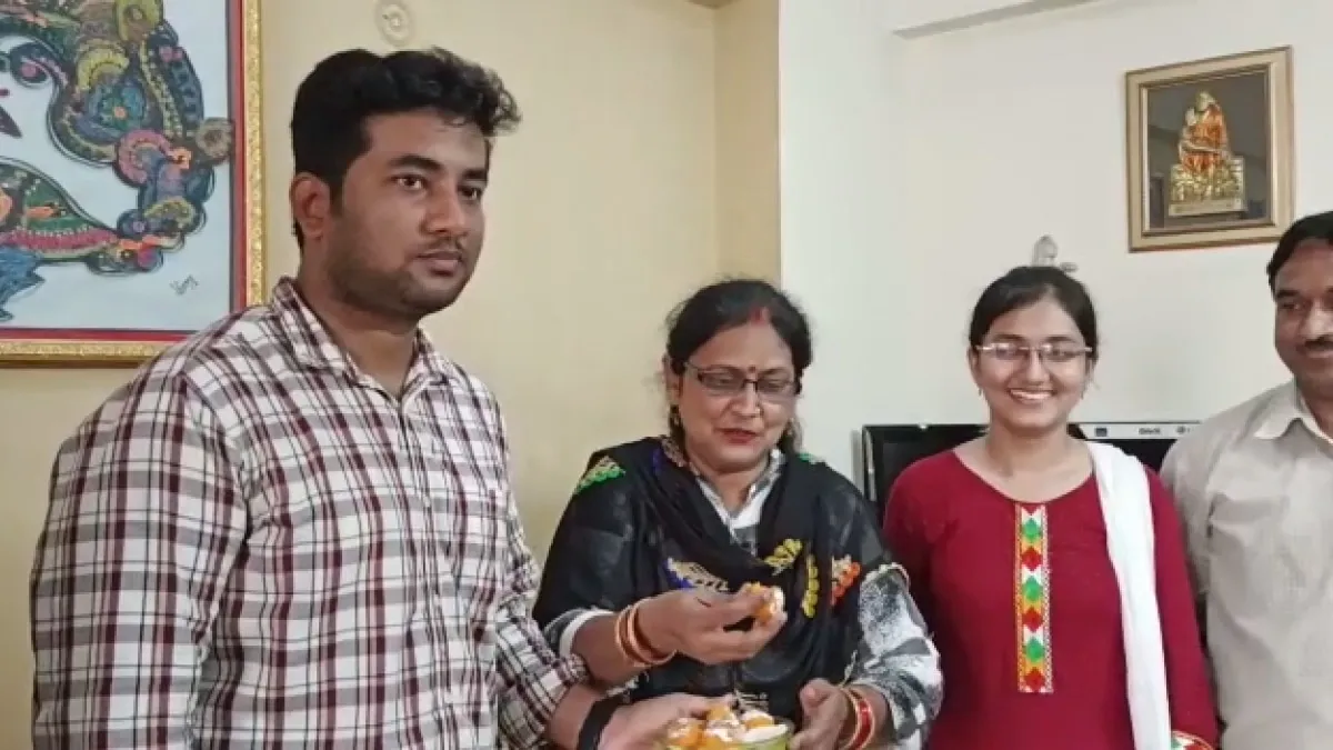 UPSC में चौथीं रैंक लाने वाले ऐश्वर्य को हमेशा किस बात का रहता है मलाल? -  UPSC Topper interview Fourth Rank Aishwarya Verma Name Problem ias  interview questions in hindi lclv - AajTak