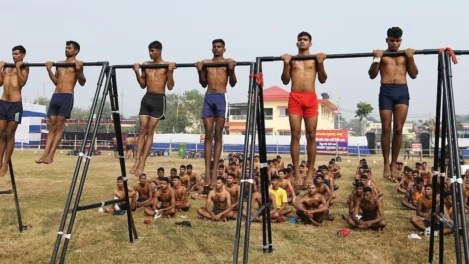 UP Police Constable Physical Exam: हो जाएं तैयार! यूपी पुलिस कॉन्स्टेबल  भर्ती के लिए 10 फरवरी से शुरू होगा फिजिकल टेस्ट - Uttar pradesh police  constable exam physical test running test on