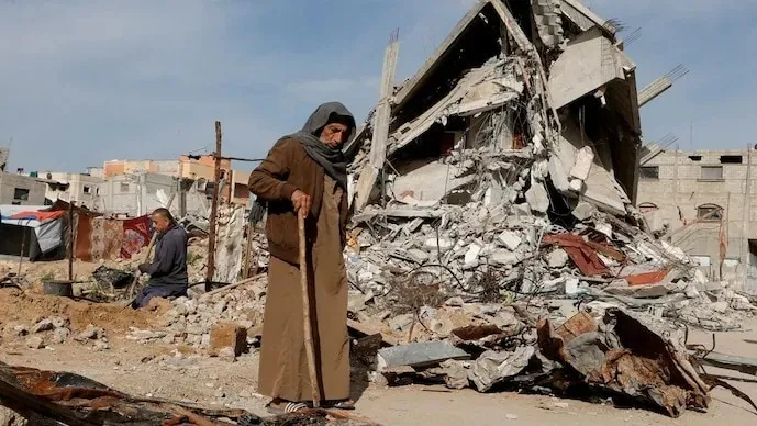 Isreael Palestine War - गाजा पर इजरायल की सेना ने फिर किया एयरस्ट्राइक, 44  नागरिकों की मौत - Israel launches new airstrikes gaza Hamas many killed  palestine hamas ntc - AajTak