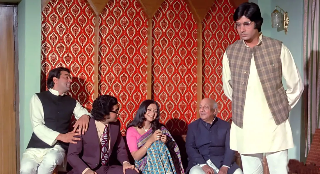 Chupke Chupe Released On April 11 1975 Before Sholay Dharmendra Amitabh  Bachchan Jaya Bhaduri Film - Entertainment News: Amar Ujala - शोले से पहले  इस फिल्म में 'जय' 'वीरू' और 'राधा' ने किया था कमाल, क्लासिक कॉमेडी के पूरे  हुए 45 साल