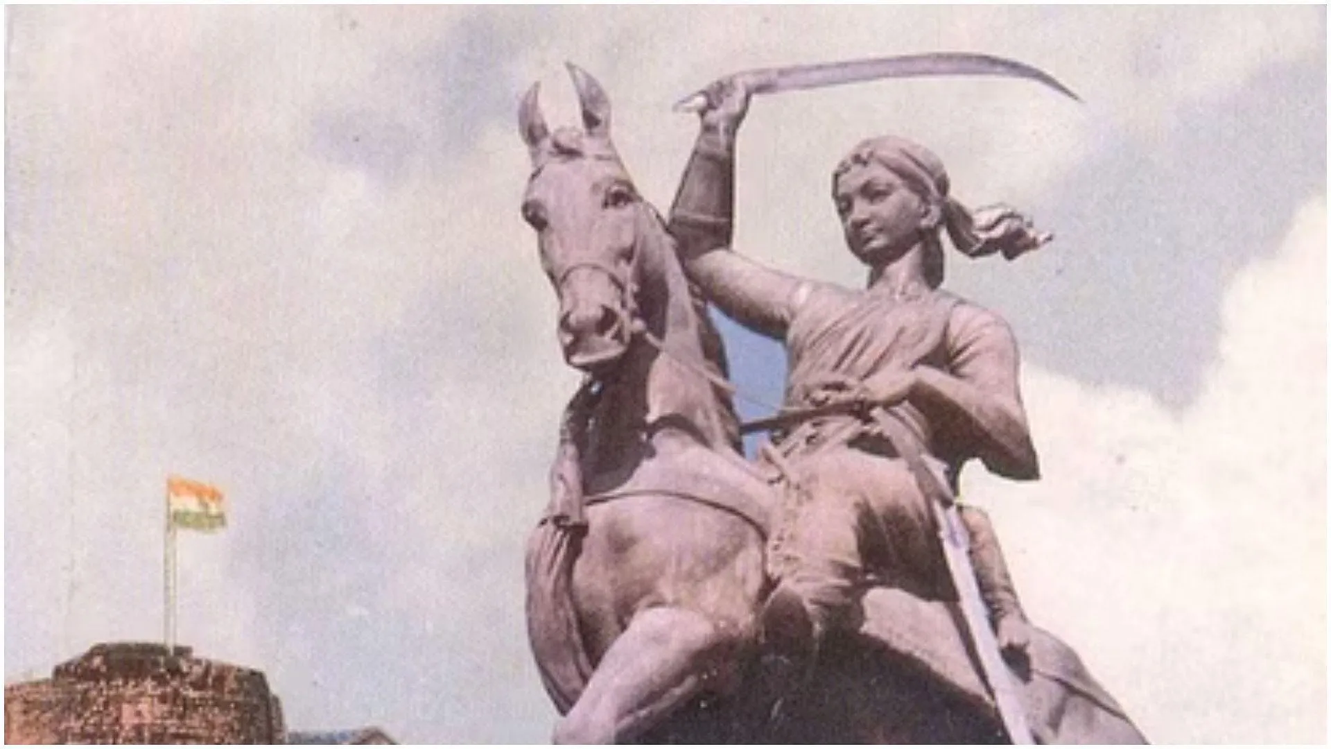 Rani Lakshmibai Death Anniversary 2024 Life Interesting Facts How Was The  Last Day Of Jhansi Ki Rani - Amar Ujala Hindi News Live - Rani Lakshmibai  Death Anniversary:कैसा था झांसी की रानी