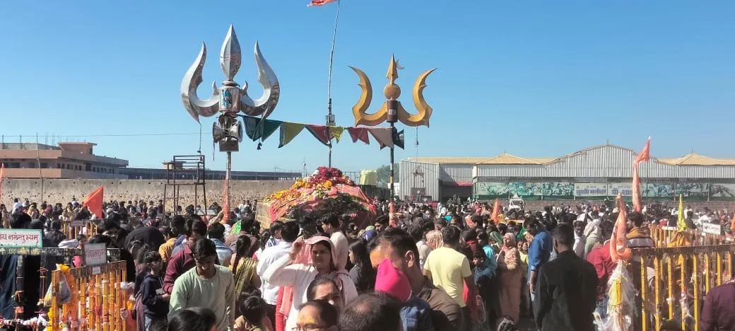 Rudraksh Festival:इस बार दो करोड़ रुद्राक्ष होंगे अभिमंत्रित, महोत्सव 25  से, इंदौर-भोपाल हाईवे से रहेगा बंद - Rudraksh Festival: This Time Two Crore  Rudrakshas Will Be Consecrated ...