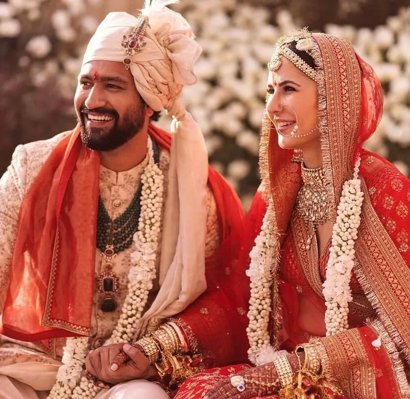 ज्योतिष अनुसार जानें विवाह में क्यों पहनाई जाती है जयमाला?