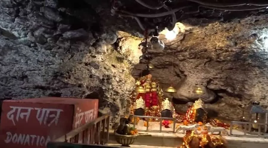 माता वैष्णो देवी मंदिर का इतिहास - पौराणिक कथाएँ और किंवदंतियाँ