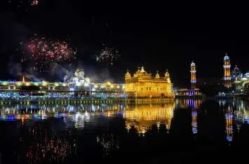 Golden Temple Prakash Parv Amritsar Guru Gobind Singh Ji watch video |  India News – India TV