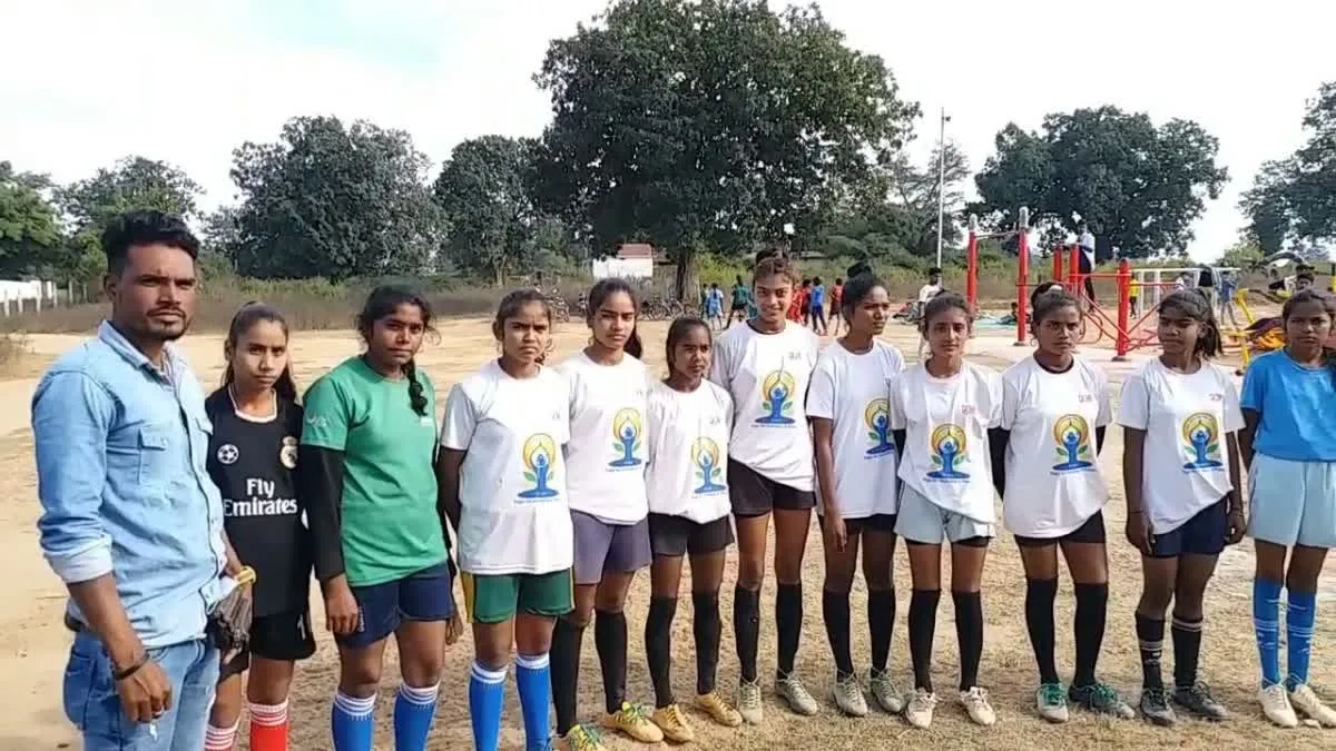 Mini Brazil in India: जिस गांव के हर दूसरे घर में फुटबॉल के नेशनल खिलाड़ी,  अब वहां खुल रही एकेडमी, इन्हें बनाया गया है कोच