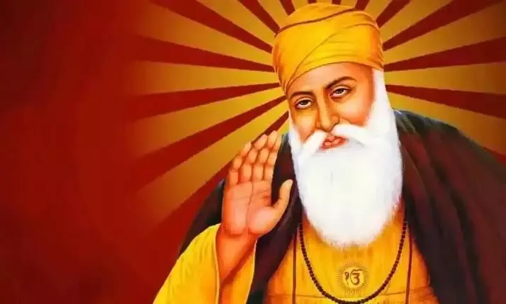 Guru Nanak Jayanti 2024: गुरु नानक जी की ये अनमोल विचार बदल देंगे आपकी  जिंदगी, आज से अपनाएं | These precious thoughts of Guru Nanak Ji will change  your life