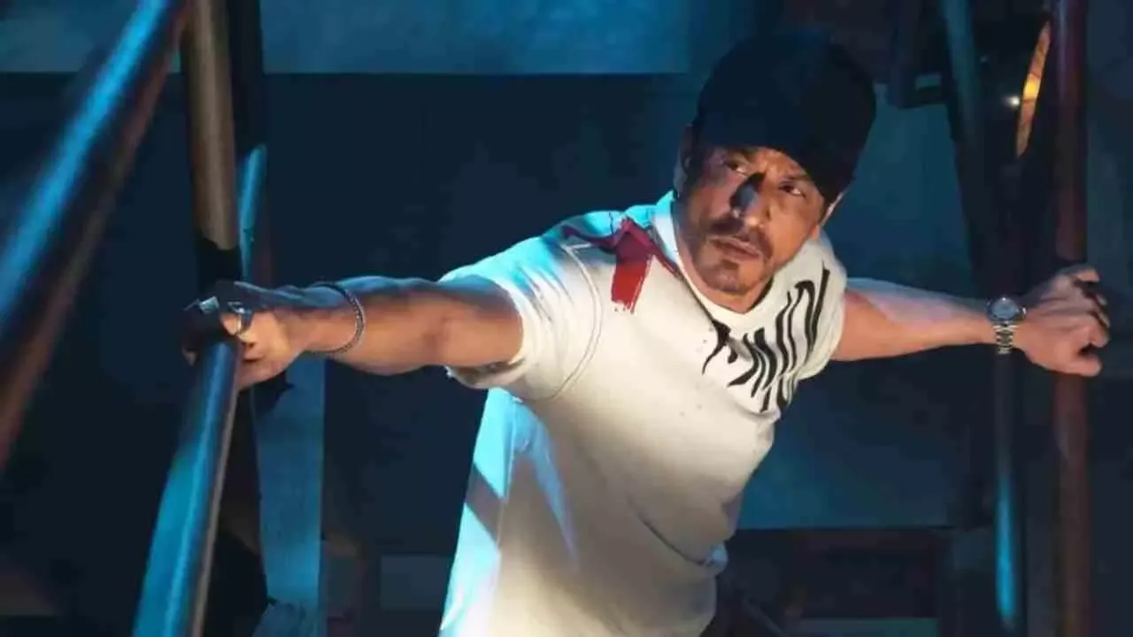 Shahrukh Khan injured | Shah Rukh Khan did not get injured on the sets of  King | Shahrukh Khan Latest News | Shahrukh Khan Trending News In Hindi  Newstrack Samachar Bollywood Gossips |
