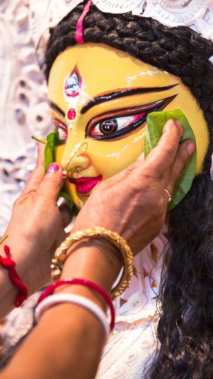 सिंदूर खेला: बंगाल की दुर्गा पूजा की अनमोल परंपरा