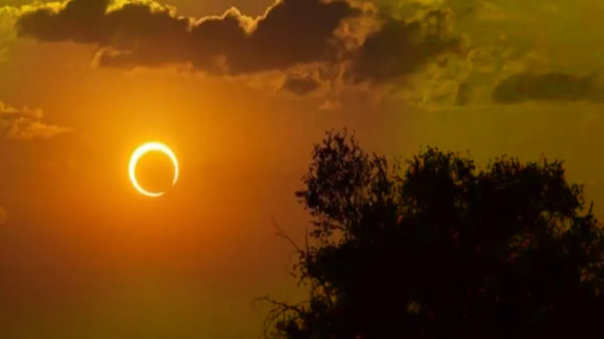 Solar Eclipse 2023: जानें कितने तरह के होते हैं सूर्य ग्रहण | Surya Grahan  2023 What are the types of solar eclipse and their differences in Hindi -  Hindi Boldsky