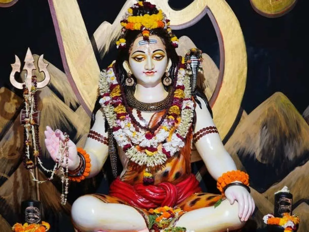 Sawan Somwar 2023: इस बार दो महीने का होगा सावन, 19 साल बाद बन रहा संयोग,  इस दिन से शुरू हो रहा पवित्र महीना