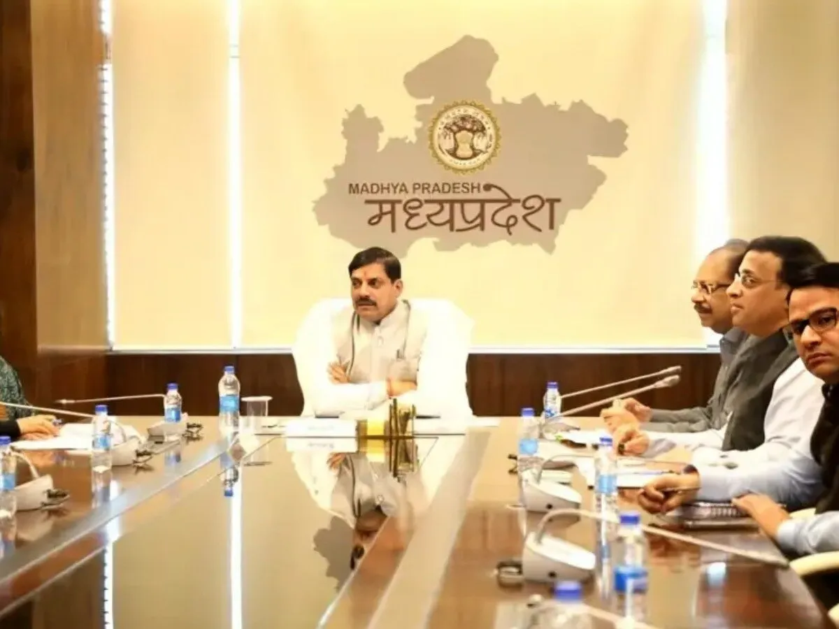 MP Politics Transfer policy may get approval in Mohan yadav cabinet meeting  today | Hindi News MP Politics: मोहन कैबिनेट बैठक में आज तबादला नीति को मिल  सकती है मंजूरी, नगर पालिका