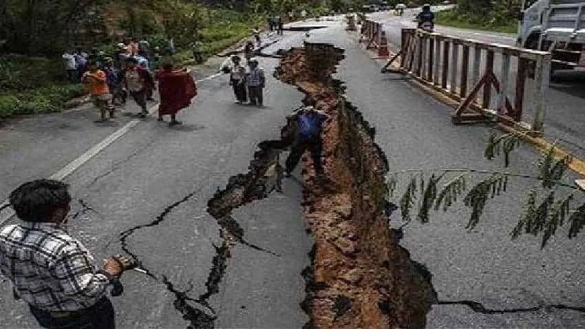 Earthquake: आखिर क्यों नेपाल बनता है 'भूकंप जोन', क्या है इसके पीछे के  जियोलॉजिकल कारण- समझें विस्तार से| Zee Business Hindi