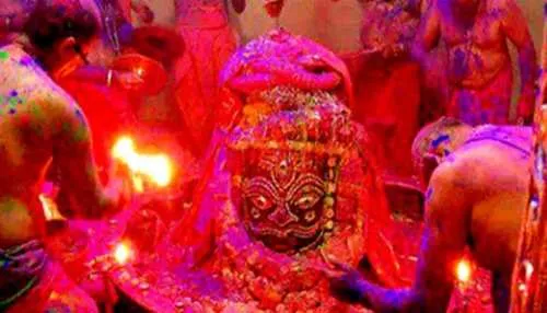 Holi in Ujjain Mahakal Mandir First in the world know the famous story mpas  | पहली बार बाबा महाकाल ने होली पर भक्तों के बिना खेला रंग-गुलाल, प्रदेशभर  में हुआ रंगोत्सव का शुभारंभ | Hindi News, मध्‍य प्रदेश एवं छत्‍तीसगढ़