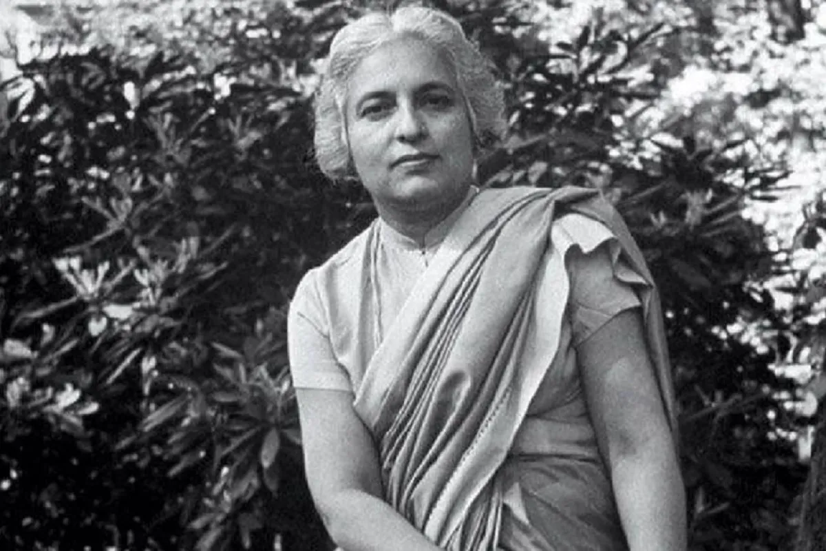 Vijaya Lakshmi Pandit Birth Anniversary Sister of Jawaharlal Nehru History  - News18 हिंदी