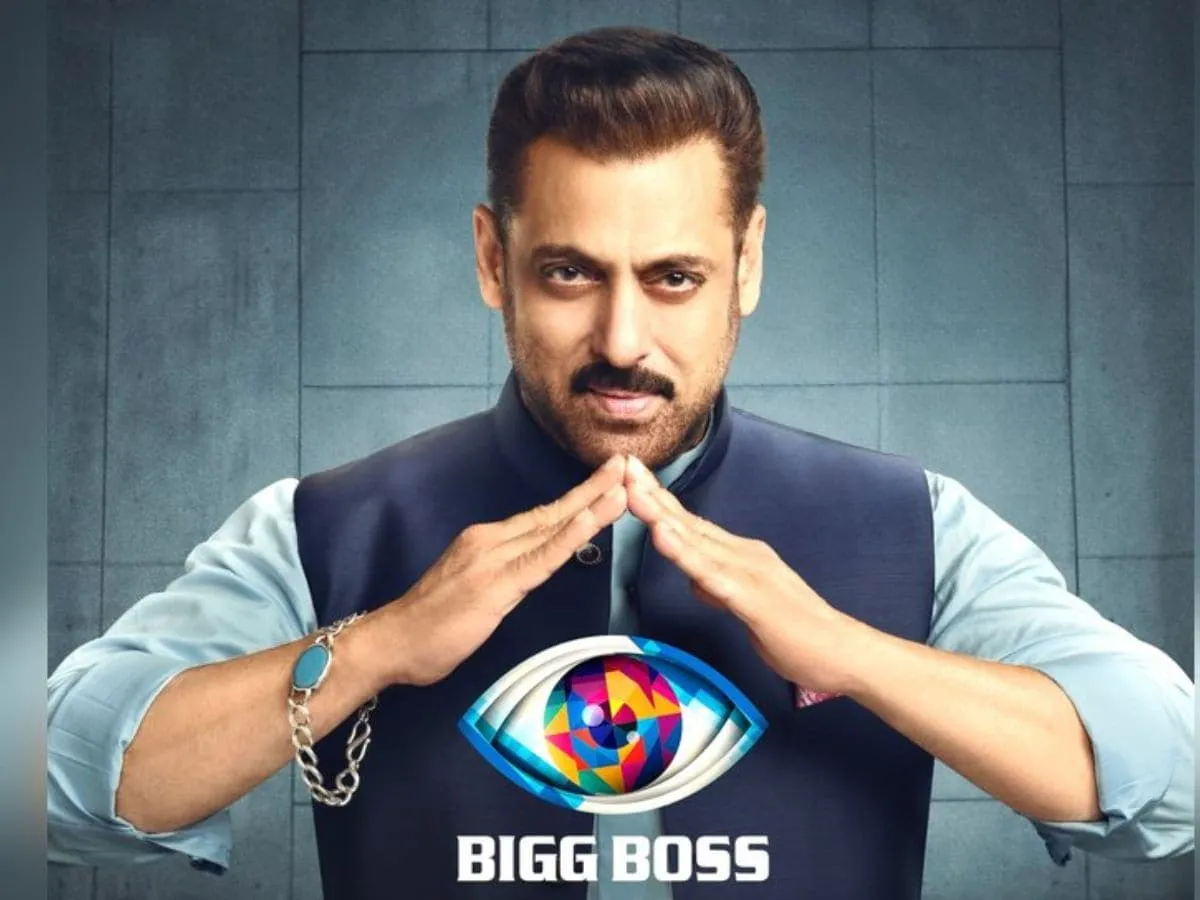 Bigg Boss 19 ग्रैंड प्रीमियर में बचे हैं कुछ घंटे, कब-कहां देख सकेंगे शो,  डेट-टाइमिंग से कंटेस्टेंट तक जानें सब - News18 हिंदी