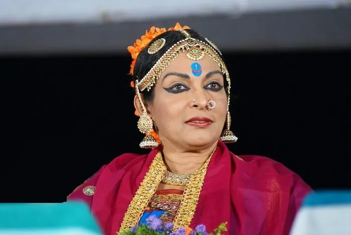 Mallika Sarabhai Biography | Childhood, Family, Facts