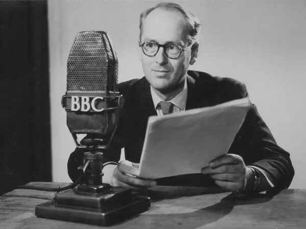 Book Review: 'The BBC,' by David Hendy - The New York Times