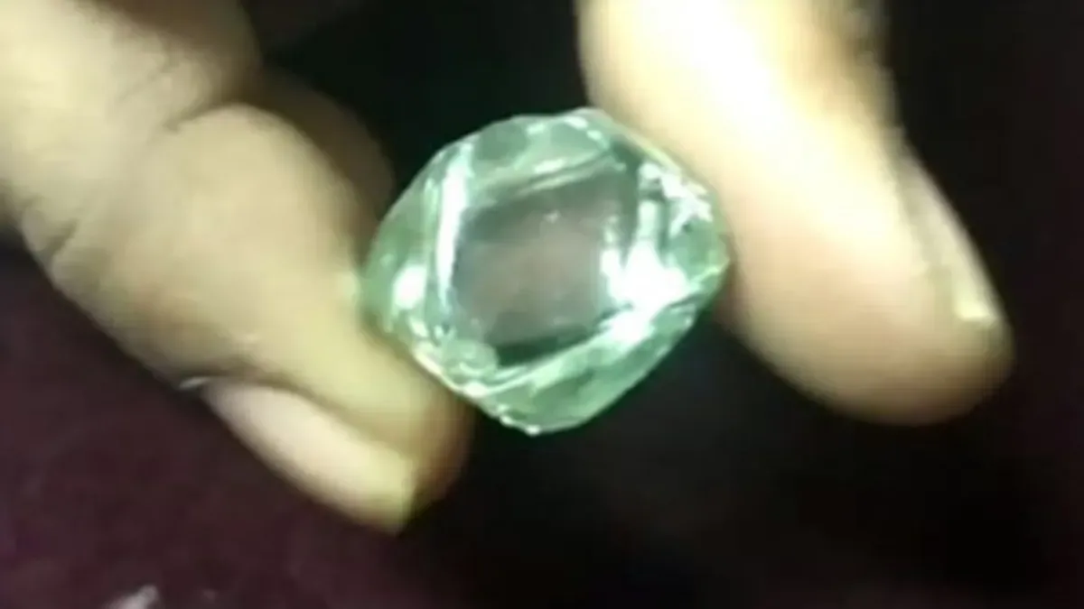 MP News: दुनिया में अब और बढ़ेगी पन्ना के हीरे की दमक, मिला जीआई टैग - panna  diamond gi tag mp diamonds shine to increase globally