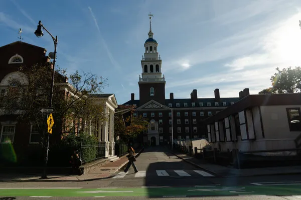 Harvard Slips on a Global Ranking List, as Chinese Schools Surge Ahead -  The New York Times