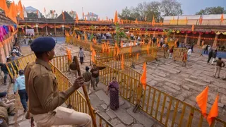 धार छावनी में तब्दील...हिंदू पक्ष का दावा- भोजशाला में पूजा-हवन रोकने का  आदेश नहीं, दिन भर जारी रहेंगे अनुष्ठान - dhar bhojshala vasant panchami puja  namaz security