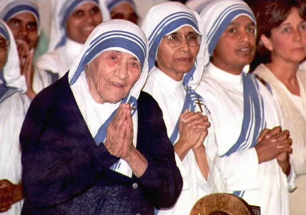 Mother Teresa's feast day: 25 quotes on living life beautifully | Catholic  News Agency
