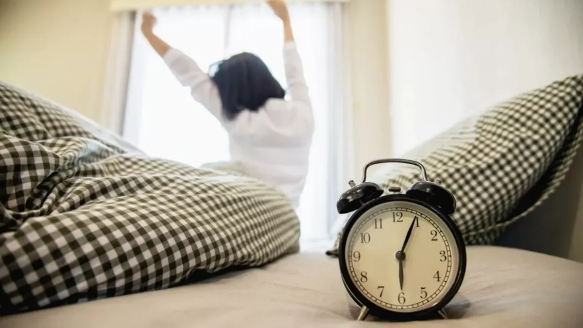 Life Management: आपको भी सुबह जल्दी उठने में करनी पड़ती है मशक्कत, तो  अपनाएं ये आसान टिप्स - Life Management follow these easy tips to wake up  early in the morning