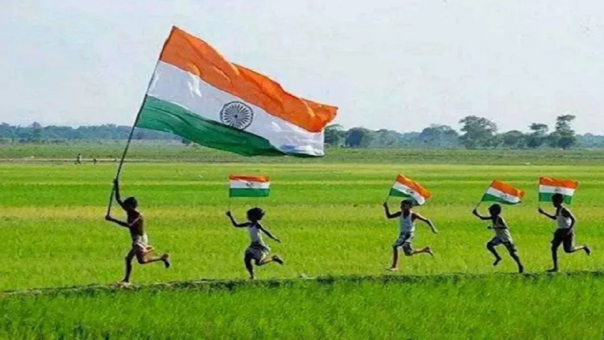 Har-Ghar Tiranga: तिरंगे को दिन-रात फहराये जाने की अनुमति मिलने के बाद नवीन  जिंदल ने जताई खुशी, जानिए क्या है नया नियम - Har Ghar Tiranga Naveen Jindal  expressed happiness ...