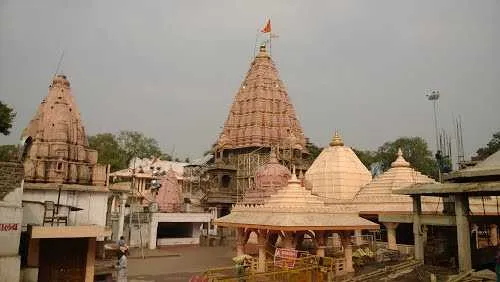 मध्य प्रदेश के 5 धार्मिक स्थल > लोकप्रिय पवित्र स्थान