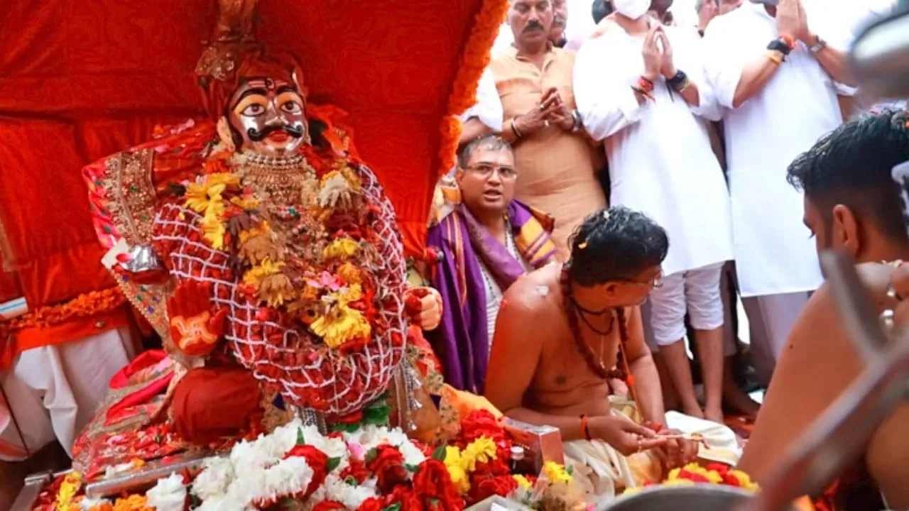 Mahakal Sawari Ujjain 2025: सावन में भगवान महाकाल की कितनी सवारी निकलेगी?  जानें डेट्स | How Many Sawari Of Lord Mahakal In Sawan Know The Dates Mahakal  Sawari Ujjain 2025 | Asianet News Hindi