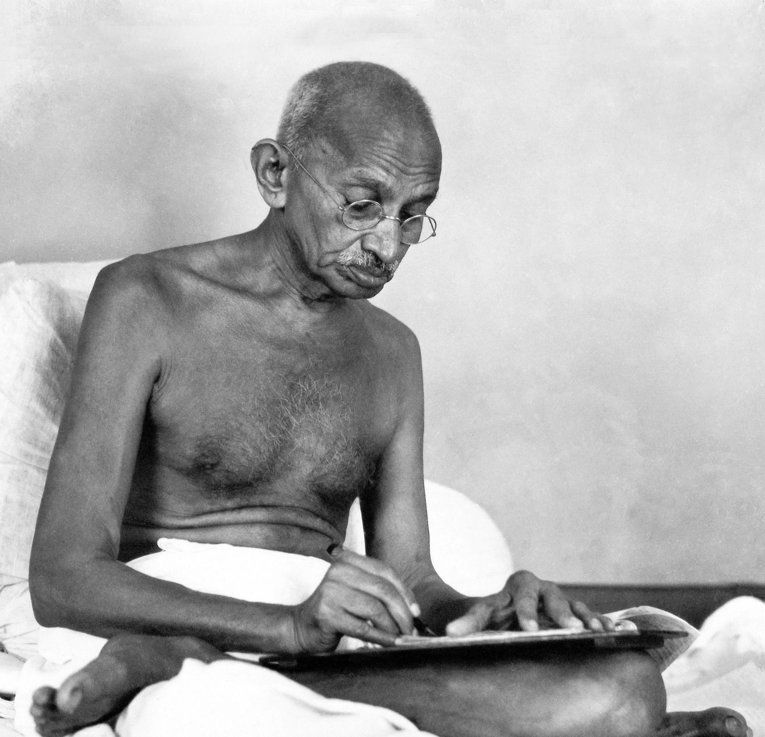 लापरवाह नौजवान से राष्ट्रपिता तक