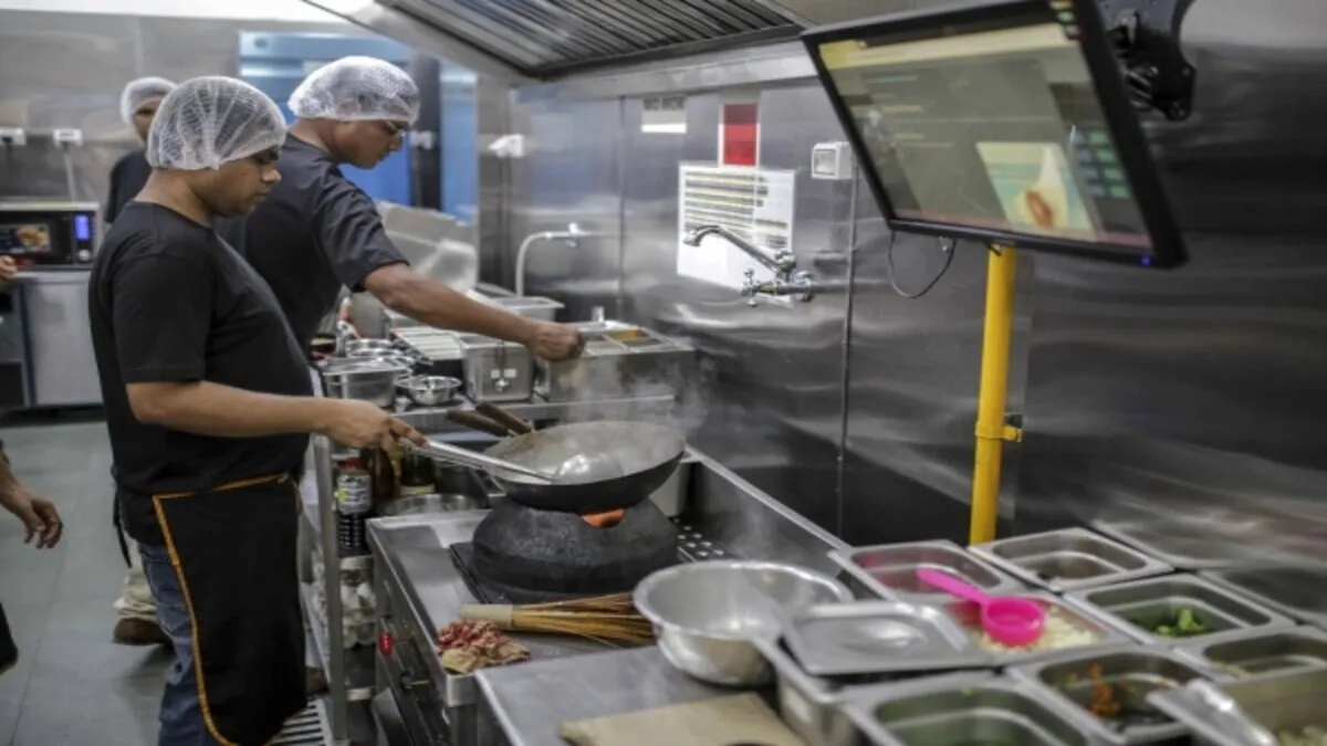 Delhi government to bring policy for cloud kitchen licenses through  single-window system - Delhi News | India Today