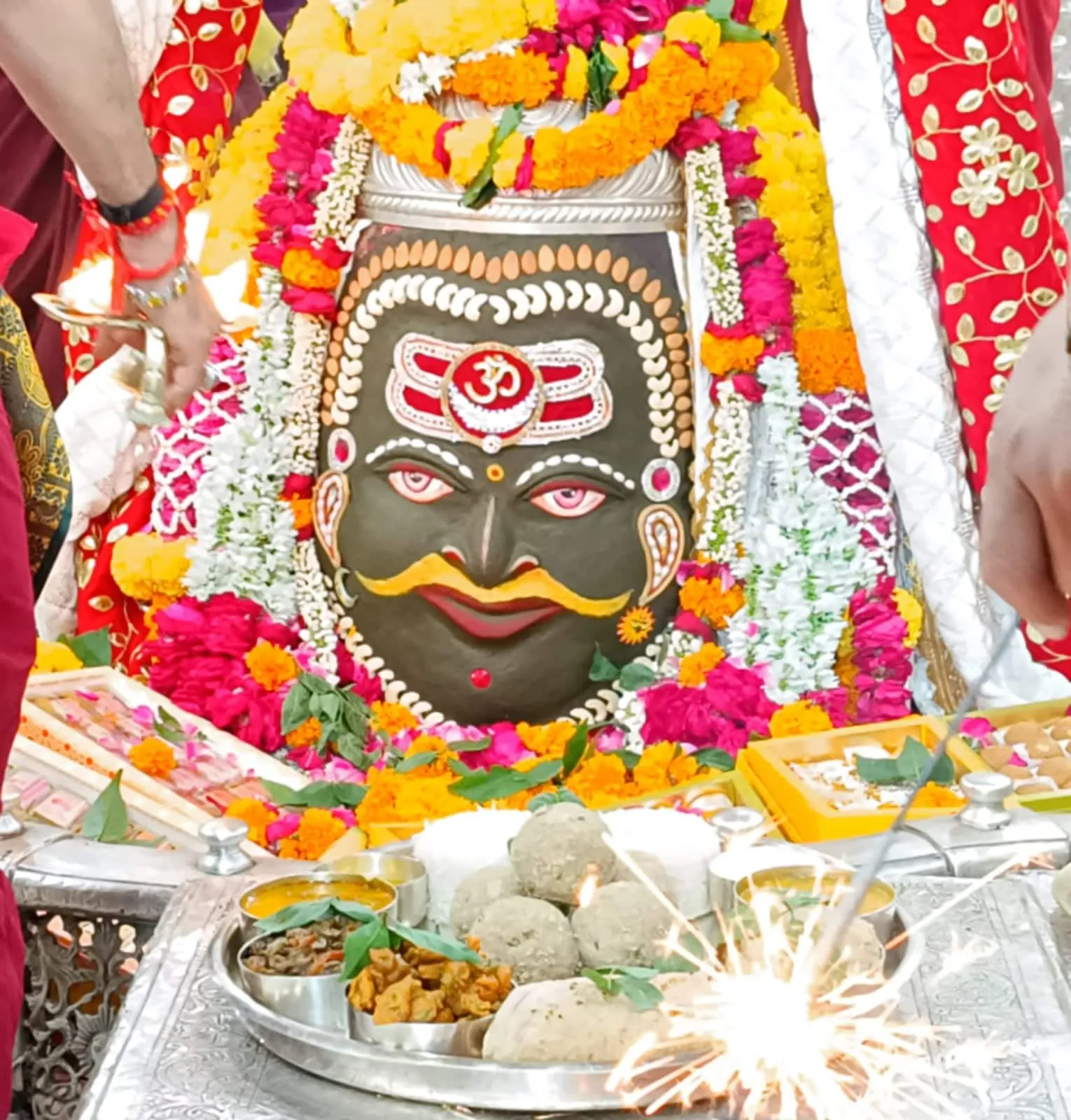 Madhya pradesh ujjain mahakal mahakaleshwar mandir diwali will be  celebrated on 31 october confirmed Diwali date 2024: उज्जैन के महाकालेश्वर  मंदिर में 31 अक्टूबर को मनाई जाएगी दिवाली ...