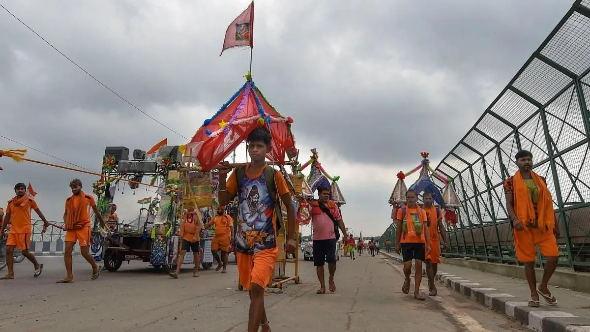 Kanwar Yatra Rule - कांवड़ यात्रा के लिए यूपी में DJ के नियम तय, जानिए क्या  हैं पाबंदियां, गलती हुई तो पुलिस लेगी एक्शन! - up kanwar yatra dj rules  what you