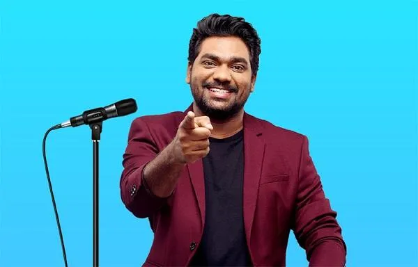 जाकिर खान ने रचा इतिहास, न्यूयॉर्क के MSG में हिंदी में परफॉर्म करने वाले  बने पहले कॉमेडियन - zakir khan became the first comedian to perform in hindi  at new york msg-mobile